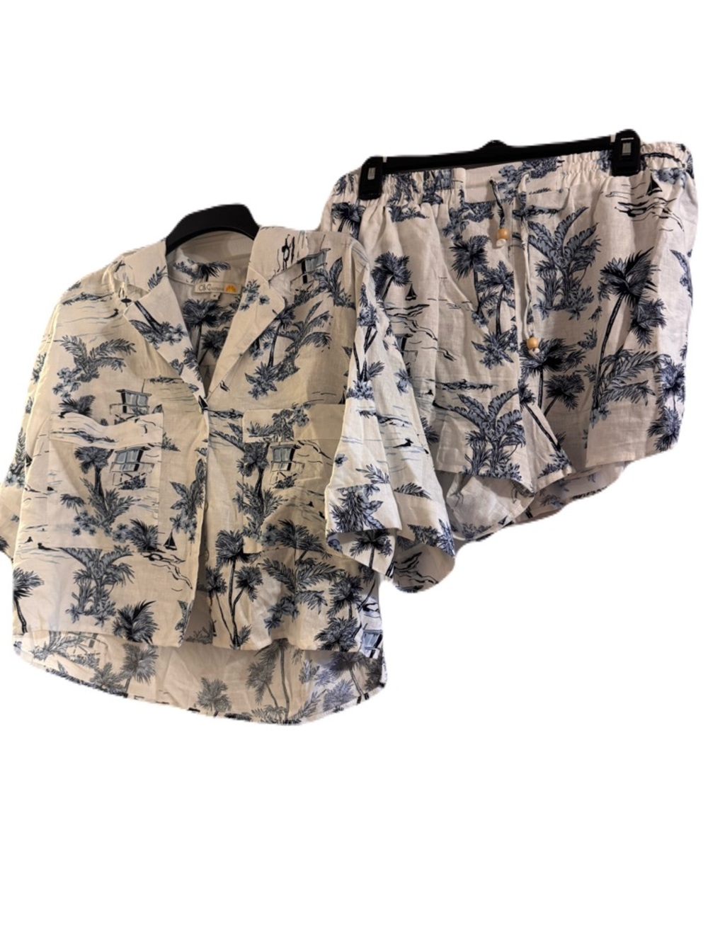 Two-Piece Tropical Print Shirt and Shorts Set - Navy and White